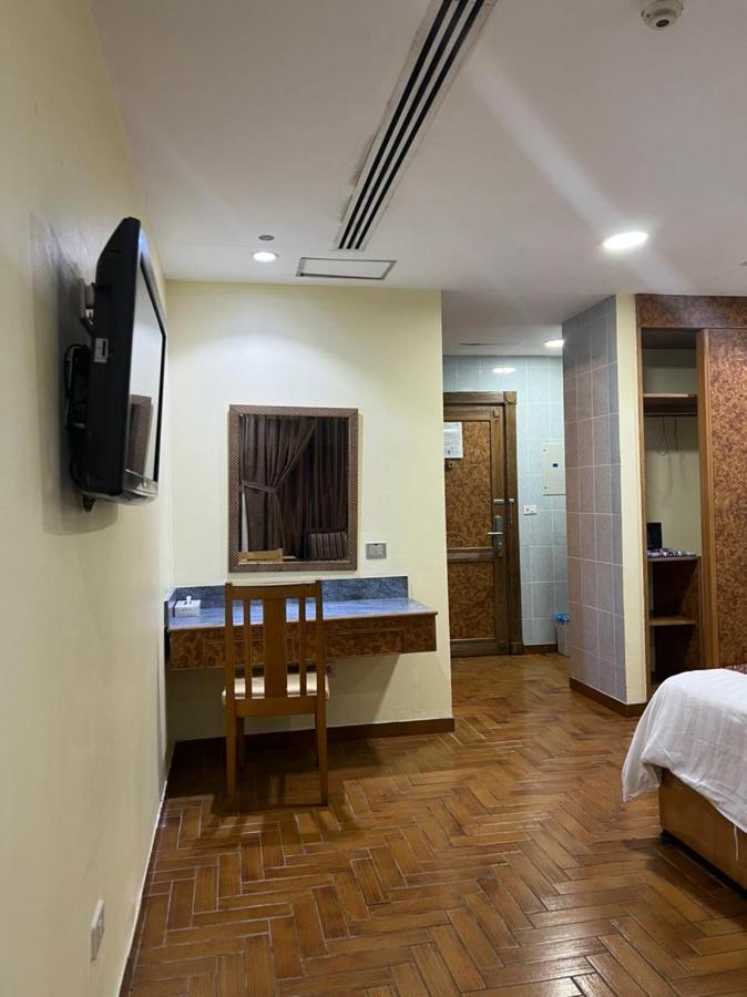 Mansour Plaza Hotel Apartments Dammam Exterior photo