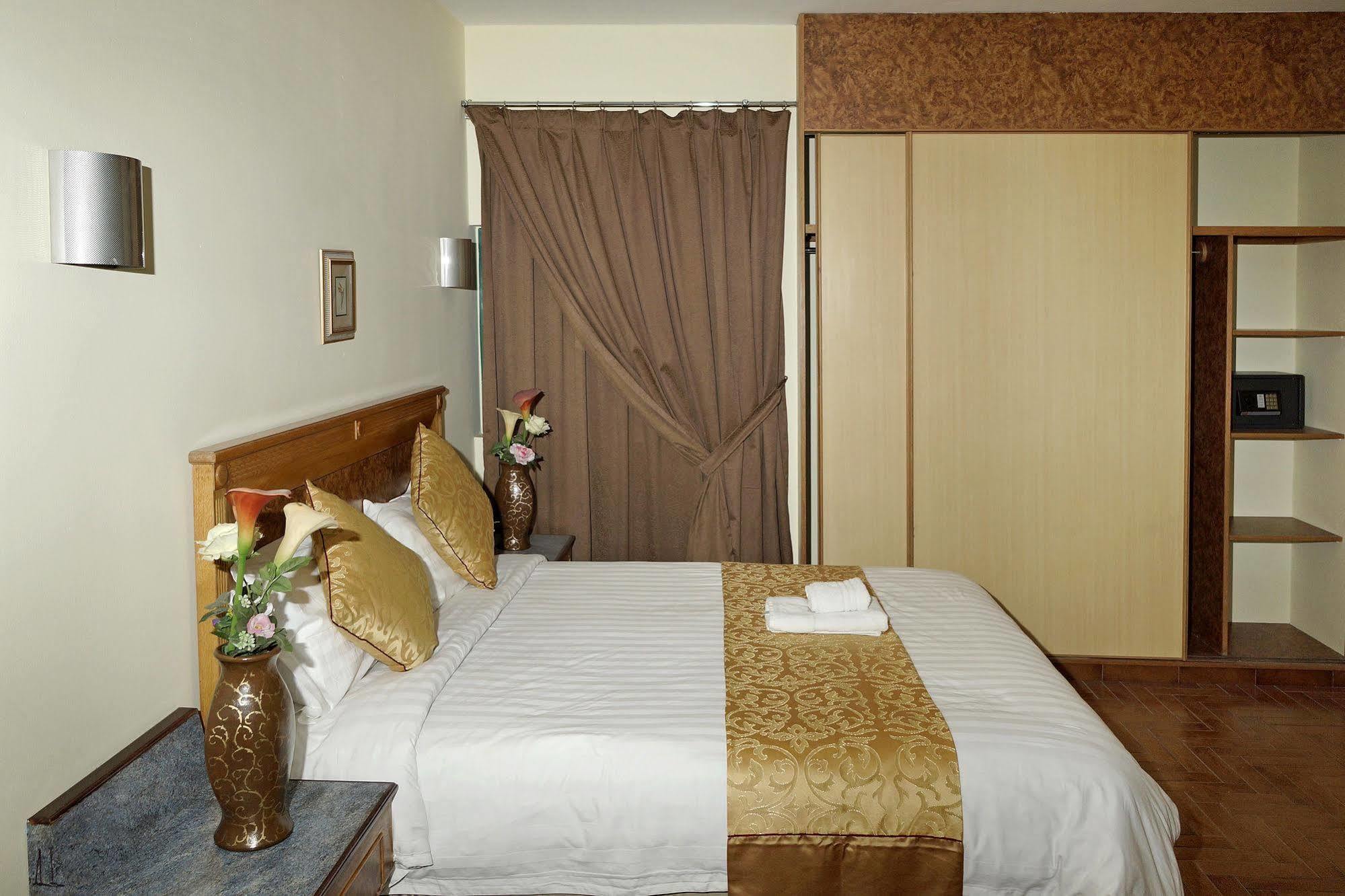 Mansour Plaza Hotel Apartments Dammam Exterior photo